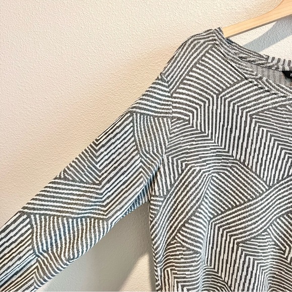 Ellen Tracy Women’s Gray Relaxed Fit Long Sleeve Jacquard Sweater Plus Size XXL - Picture 4 of 11